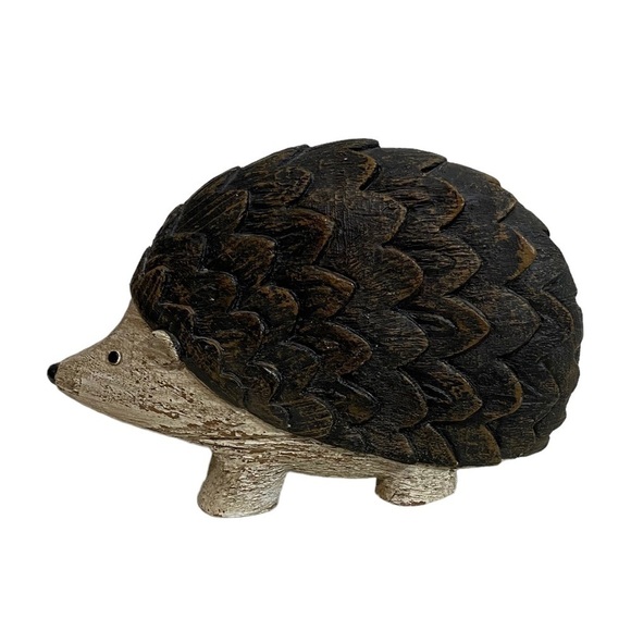 KIRKLANDS - WOODEN PORCUPINE - EXCELLENT CONDITION - JUST ROTATING SOME DECOR S8 - Picture 2 of 5